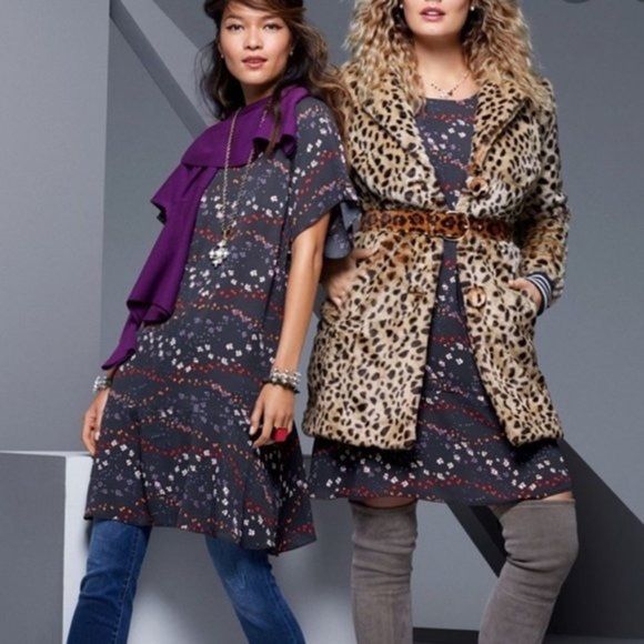 Cabi muse flutter sleeve floral dress style 3828 size Medium gray multicolor - Picture 3 of 10